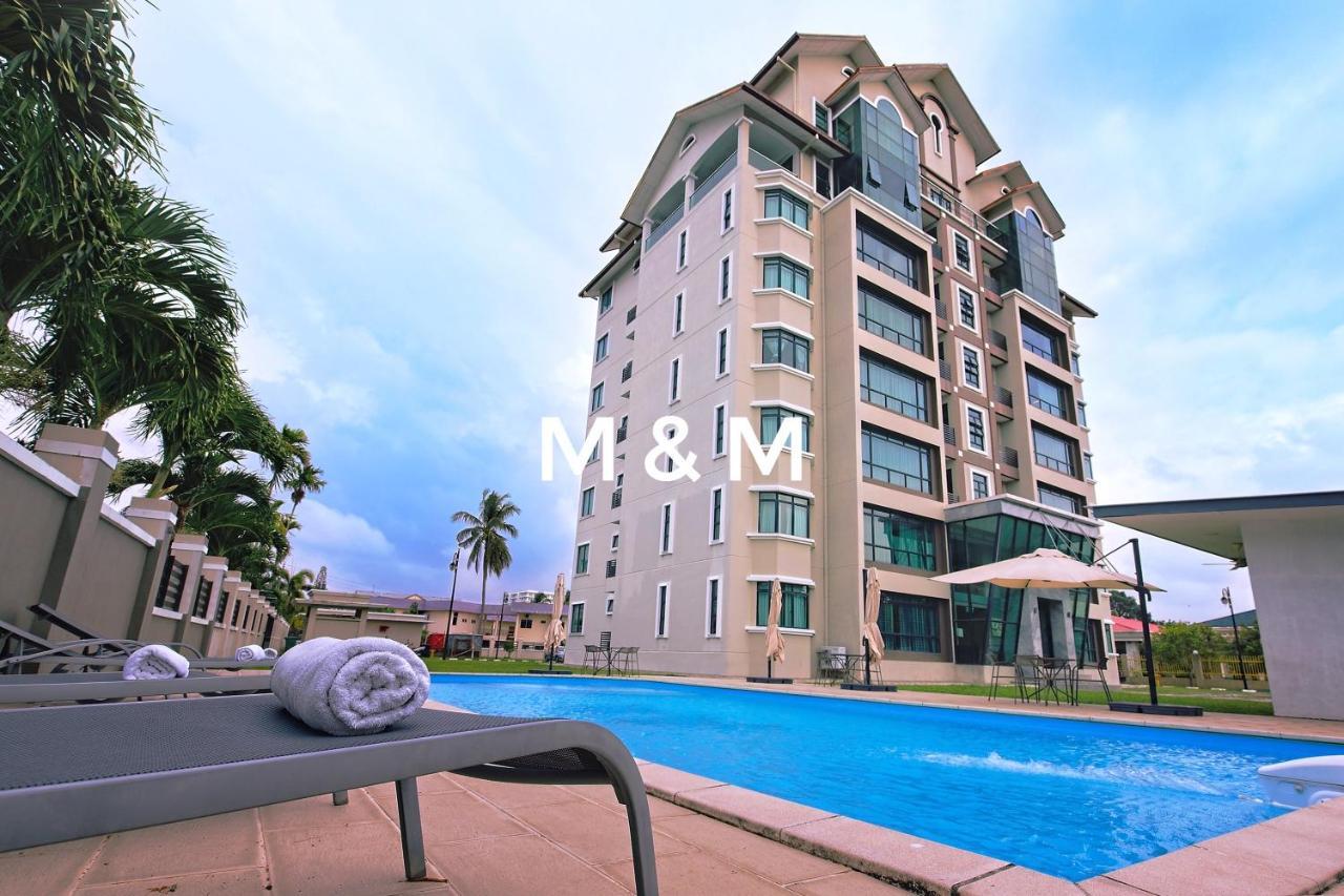 Aa Residen Luxury Condo Homestay 18Mins Walk Tanjung Aru Beach & Golf Course, Not Beach Side Resort Кота Кинабалу Екстериор снимка