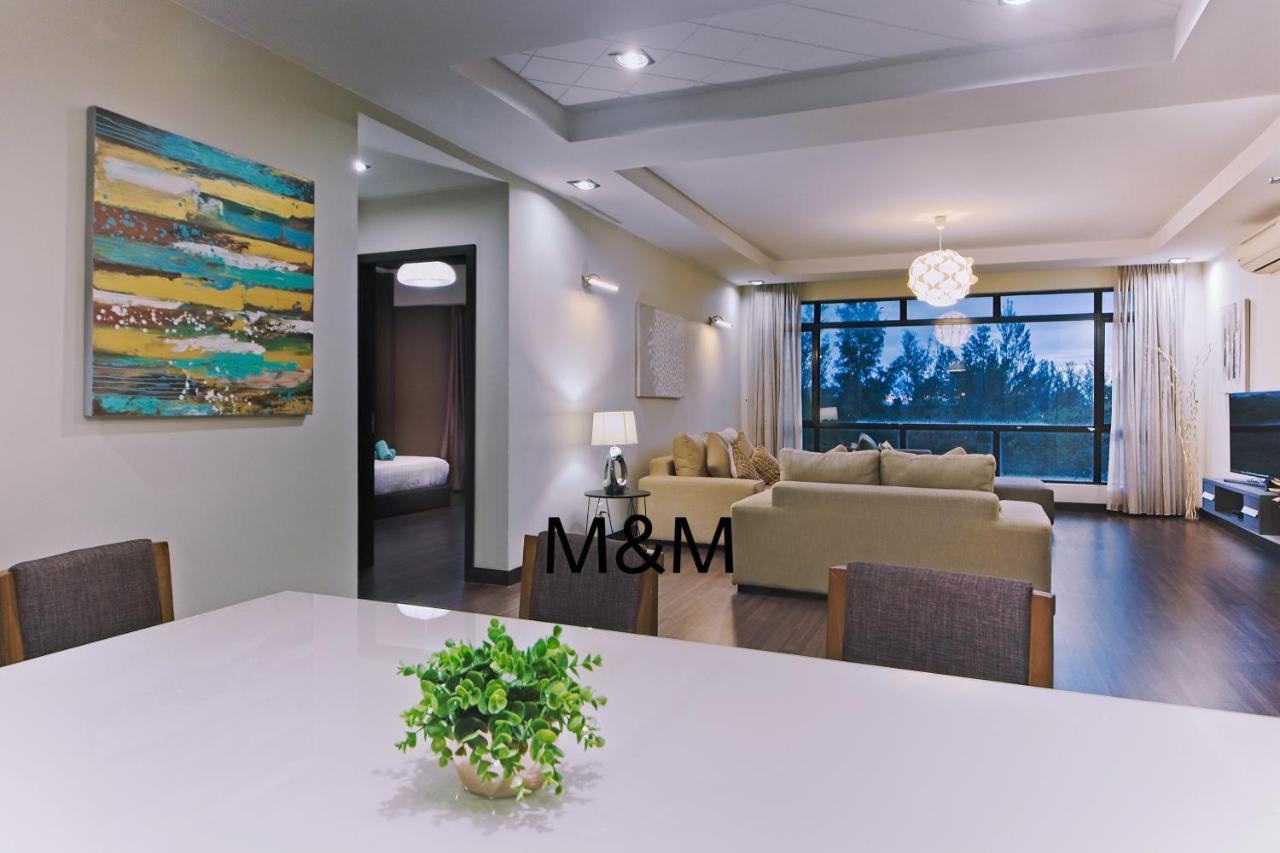 Aa Residen Luxury Condo Homestay 18Mins Walk Tanjung Aru Beach & Golf Course, Not Beach Side Resort Кота Кинабалу Екстериор снимка